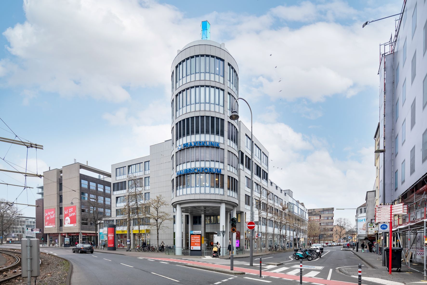 VALUES Real Estate erwirbt zwei Ärztehäuser in Köln und Fürth VALUES